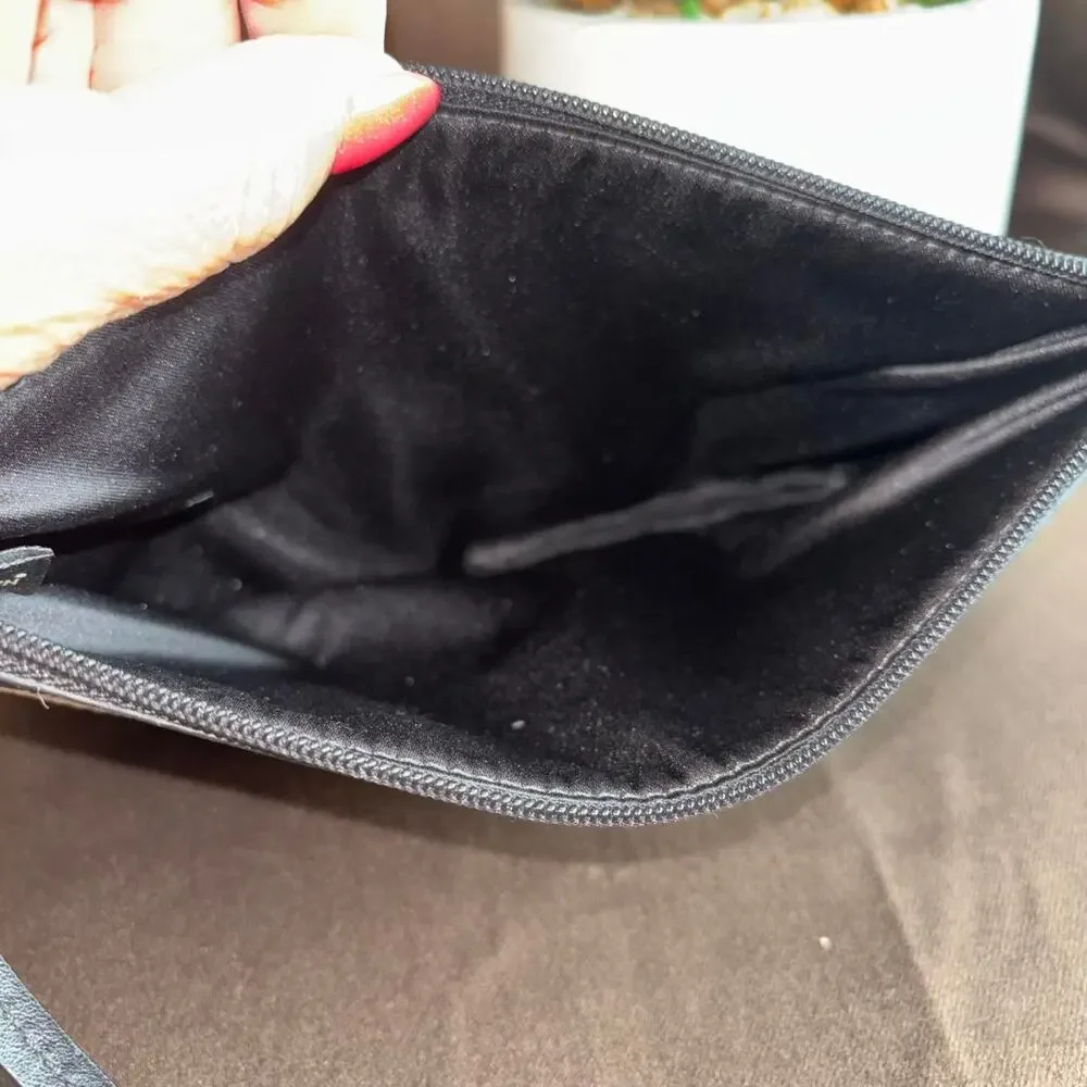 vintage / Y2K Coach black leather wristlet  C logo design